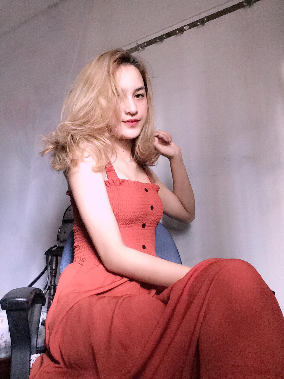 Loạt ảnh đời thường hút mắt của nhóm thiếu nữ Ê Đê bê tráp đang cực hot Loạt ảnh đời thường hút mắt của nhóm thiếu nữ Ê Đê bê tráp đang cực hot